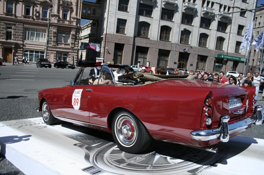  Bentley S3 Continental by Mulliner Park Ward 1963 года  (фото 4 из 15)